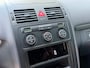 Volkswagen Touran 2.0-16V FSI Highline CLIMA CRUISE 7PERSOONS TREKHAAK PDC