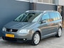 Volkswagen Touran 2.0-16V FSI Highline CLIMA CRUISE 7PERSOONS TREKHAAK PDC