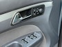Volkswagen Touran 2.0-16V FSI Highline CLIMA CRUISE 7PERSOONS TREKHAAK PDC