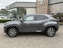 Toyota Yaris Cross Hybrid 115 DYNAMIC NL-AUTO STOEL/STUURVERW BLIND SPOT PARK-SENSOREN NAVI CAMERA APPLE/ANDROID 17'' LM-VELGEN CLIMA AD-CRUISE KEYLESS