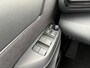 Toyota Yaris Cross Hybrid 115 DYNAMIC NL-AUTO STOEL/STUURVERW BLIND SPOT PARK-SENSOREN NAVI CAMERA APPLE/ANDROID 17'' LM-VELGEN CLIMA AD-CRUISE KEYLESS