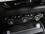 Citroën E-C4 Feel 50 kWh 136PK | 1ste Eigenaar | ACCU 92% | Adaptive Cruise Control | Camera | Keyless | AppleCarPlay/AndroidAuto | Navigatie | Stoel/Stuur/VoorruitVerwarmd | LED | Stof/Lederenbekleding | Isofix | Parkeersensoren |