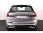 Volvo XC60 T6 Recharge AWD Plus Dark - Panorama/schuifdak - IntelliSafe Assist & Surround - 360º Camera - Harman/Kardon audio - Verwarmde voorstoelen, stuur & achterbank - Parkeersensoren voor & achter - Elektr. bedienb. voorstoelen met geheugen - Head up display - Draadloze tel. lader - Inklapbare trekhaak - 19' LMV