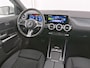 Mercedes-Benz EQA 300 4MATIC Luxury Line 71 kWh Ledkoplampen | Dodehoekassistent | Parkeerpakket met achteruitrijcamera | Stoelverwarming voor. Inclusief 24 maanden Mercedes-Benz Certified garantie voor Europa.
