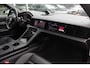 Porsche Taycan Sport Turismo 93 kWh / SoH 92,5% / Panoramadak / Camera / Passenger Display / Adaptieve Stoelen / Luchtvering / 21'' / Keyless / Sportchrono / CarPlay / Stoel+Stuurverwarming / Dodehoek / DAB / ACC / Warmtepomp