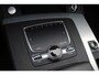 Audi Q5 50 TFSI e quattro S edition BLACK / SoH 83,6 %  / Trekhaak / Panoramadak / Camera / Sportstoelen / 21'' / Matrix LED / Navigatie / Virtual Cockpit / Stoelverwarming / Dodehoek / DAB / Cruise Control