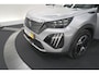 Peugeot e-2008 EV GT 50 kWh | 3 Fase | 360 Camera | Adaptieve Cruise Control | Dodehoekdetectie | SOH=100%