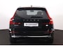 Volvo XC60 Recharge T8 AWD Inscription - Panorama/schuifdak - IntelliSafe Assist - Harman/Kardon audio - Adaptieve LED koplampen - Parkeercamera achter - Verwarmde voorstoelen & stuur - Parkeersensoren voor & achter - Elektr. bedienb. voorstoelen met geheugen - Draadloze tel. lader - Extra getint glas - Inklapbare trekhaak - 20' LMV