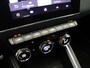 Renault Clio 1.6 E-Tech Full Hybrid 145 esprit Alpine Stoelverwarming | Sportstoelen | Climate control | Dode hoek detectie | Parkeersensoren voor en achter |