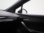 MG MG4 Long Range Luxury 64 kWh | Navi | Led Koplampen | 360 Camera | Warmtepomp | CarPlay | MG i-Smart App |