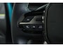 Peugeot e-308 GT EV 54 kWh | Adapt. Cruise | Alcantara | 360 Camera | Warmtepomp | Stoel+Stuurverwarming | Keyless | MATRIX | Carplay | Navi | Climate |