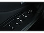 Peugeot e-308 GT EV 54 kWh | Adapt. Cruise | Alcantara | 360 Camera | Warmtepomp | Stoel+Stuurverwarming | Keyless | MATRIX | Carplay | Navi | Climate |