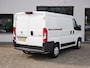 Peugeot Boxer 330 2.2 HDI L1H1 Première Airco Navi Camera