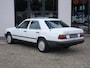 Mercedes-Benz 200-Serie 200-500 (W124) 300 D Schuifdak Electrische ramen