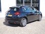Peugeot 2008 1.2 PureTech Blue Lion 126.000km !!! Panoramadak Carplay Navi