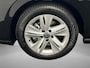 Volkswagen Golf Variant Life Business 1.5 TSI 115pk Adaptive cruise control, Navigatie, Achteruitrijcamera, Stoelverwarming, Parkeersensoren, App connect, LED koplampen