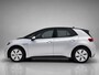 Volkswagen ID.3 Life 58 kWh / Navigatie / App connect / Parkeersensoren V+A / Stoel+stuur verwarming /