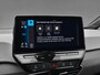 Volkswagen ID.3 Life 58 kWh / Navigatie / App connect / Parkeersensoren V+A / Stoel+stuur verwarming /