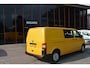Volkswagen Transporter 2.0 TDI L2H1 Baseline