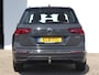 Volkswagen Tiguan 1.4 TSI eHybrid Life | TREKHAAK | CAMERA | ADAPTIVE CRUISE | DODEHOEKDETECTIE | STUUR+STOELVERWARMING | PARKEERSENSOREN V+A | NAVI |