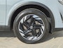 Nissan Qashqai 1.5 e-Power N-Connecta / Facelift / Panoramadak / All season banden / Rondomzicht camera / Adaptief cruise control / Draadloze telefoon lader / Apple Carplay Android Auto / Climate control / Navigatie / Keyless Entry/Start / Parkeersensoren voor en achter /