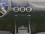 Mercedes-Benz EQA 300 4MATIC Progressive 71 kWh | Dodehoekass. | Sfeerverlichting | Stuur en Stoelverwarming | Parkeerpakket met Camera | CarPlay | Inclusief 24 maanden Mercedes-Benz Certified garantie voor Europa.