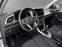 Volkswagen T-Roc 1.0 TSI Life / App connect / Parkeersensoren V+A / Lichtmetaal 16 inch / P4