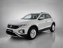 Volkswagen T-Roc 1.0 TSI Life / App connect / Parkeersensoren V+A / Lichtmetaal 16 inch / P4