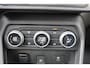 Dacia Jogger 1.0-110pk TCe 110 Extreme+ 7 persoons Zeer nette en erg praktische Dacia ! Autm. airco, metallic lak, stoelverwarming, LM wielen+all season banden, cruise control, pdc v+a, dodehoek assistent, camera, navigatie, telefoonvoorb.,  etc.