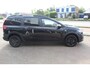 Dacia Jogger 1.0-110pk TCe 110 Extreme+ 7 persoons Zeer nette en erg praktische Dacia ! Autm. airco, metallic lak, stoelverwarming, LM wielen+all season banden, cruise control, pdc v+a, dodehoek assistent, camera, navigatie, telefoonvoorb.,  etc.