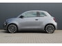 Fiat 500C La Prima 42 kWh | Incl. 12 maanden garantie | Stoelverwarming | Adaptieve Cruise | Apple Carplay/ Android Auto | Parkeercamera | Parkeersensoren | Airco | Lane Assist |