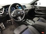 BMW 1-Serie 118i M-Sport Automaat Digitale Cockpit Climate control Stoel verwarming LED Sfeer verlichting Lichtmetalen velgen Navigatie Apple carplay/ Android auto Parkeersensoren