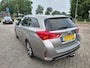 Toyota Auris Touring Sports 1.8 Hybrid Lease met trekhaak,navigatie en panoramadak!
