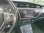Toyota Auris Touring Sports 1.8 Hybrid Lease met trekhaak,navigatie en panoramadak!