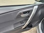 Toyota Auris Touring Sports 1.8 Hybrid Lease met trekhaak,navigatie en panoramadak!