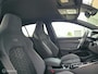 Volkswagen Golf 1.5 eTSI R-Line / Sfeer / Carplay / Camera
