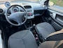 Peugeot 107 1.0 5-DRS Active AIRCO LED CENTR.VERGR. EL.RAMEN NAP