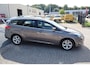 Ford Focus Wagon 1.0 EcoBoost Titanium Nederlandse auto! * meeneemprijs * Cruise control/Bluetooth/Parkeersensoren/Climate controlLicht metalen velgen