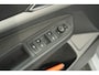 Volkswagen Golf Variant 1.0 eTSI 110pk DSG Life | CarPlay & Android Auto | Allseason Banden | Navigatie
