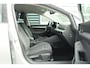 Volkswagen Golf Variant 1.0 eTSI 110pk DSG Life | CarPlay & Android Auto | Allseason Banden | Navigatie