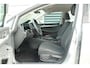 Volkswagen Golf Variant 1.0 eTSI 110pk DSG Life | CarPlay & Android Auto | Allseason Banden | Navigatie