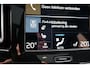 Volvo XC40 T4 Automaat Plug-in hybrid Plus Dark | Panoramadak | Adaptieve Cruise Control | Harman Kardon audio | Trekhaak semi elektrisch inklapbaar | 18" Lichtmetalen velgen | Elektrisch verstelbare voorstoelen | Stoel- & Stuurwielverwarming