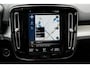Volvo XC40 T4 Automaat Plug-in hybrid Plus Dark | Panoramadak | Adaptieve Cruise Control | Harman Kardon audio | Trekhaak semi elektrisch inklapbaar | 18" Lichtmetalen velgen | Elektrisch verstelbare voorstoelen | Stoel- & Stuurwielverwarming