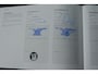 Volvo XC40 T4 Automaat Plug-in hybrid Plus Dark | Panoramadak | Adaptieve Cruise Control | Harman Kardon audio | Trekhaak semi elektrisch inklapbaar | 18" Lichtmetalen velgen | Elektrisch verstelbare voorstoelen | Stoel- & Stuurwielverwarming
