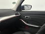 BMW 3-Serie 320i Executive Edition | Sportline | Sfeerverlichting | Parkeersensoren |
