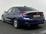 BMW 3-Serie 320i Executive Edition | Sportline | Sfeerverlichting | Parkeersensoren |