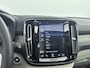 Volvo XC40 - 2.0 T4 AWD Inscription // DEALERONDERHOUDEN // TREKHAAK // LEDER // SCHUIFDAK //