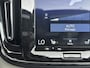 Volvo XC40 - 2.0 T4 AWD Inscription // DEALERONDERHOUDEN // TREKHAAK // LEDER // SCHUIFDAK //