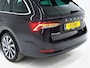 Skoda Octavia Combi 1.4 TSI iV PHEV | Panoramadak | HUD | Camera | Sfeerlicht | Keyless | Adaptive Cruise | Memory