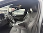 Volvo V60 T2 Polar+ Dynamic | Voorstoelen verwarmd | Trekhaak